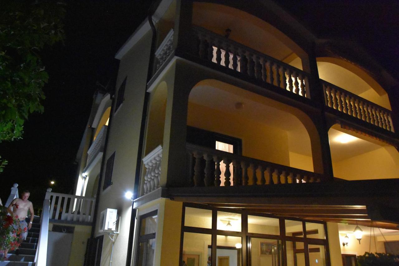 Apartments Villa Macola Τρογκίρ Εξωτερικό φωτογραφία